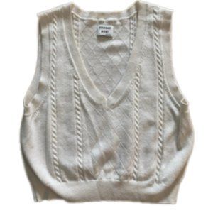 SUNDAY BEST - White Cropped Sweater Vest Cable Knit XS